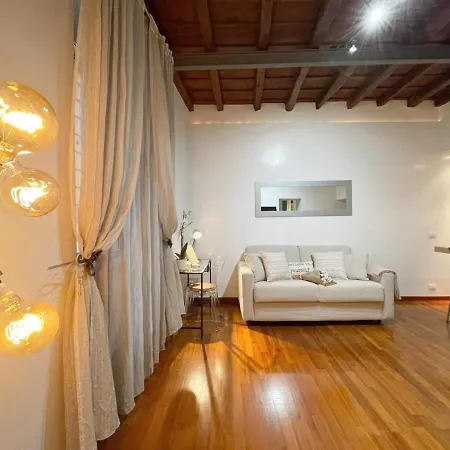 Pantheon Grand Apartament *